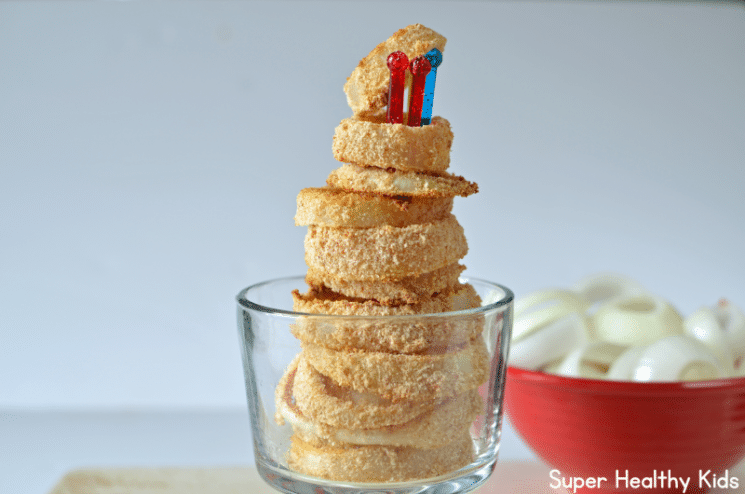 Baked Onion Rings Recipe. Step by step pictures for making these onion rings happen today!