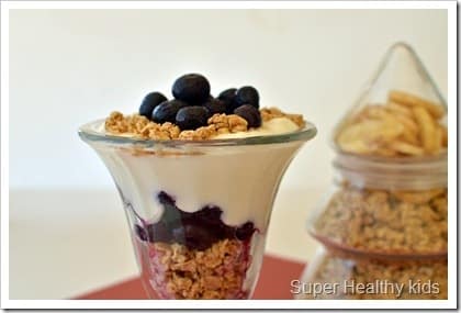 granola parfait