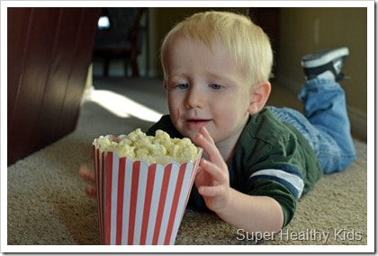 Cauliflower Popcorn: Fun and Healthy Snack. Give us cauliflower and we'll give you popcorn!