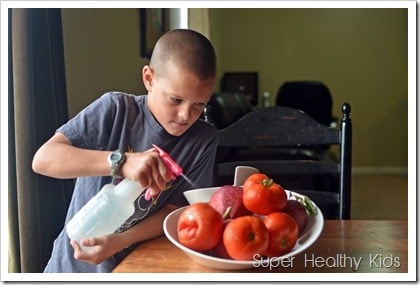 TJ Cleaning vegetables